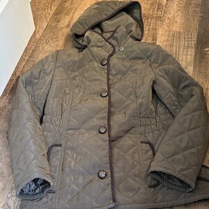 Esprit Puffer Barn Jacket Shacket in Olive Green and Brown Quilted